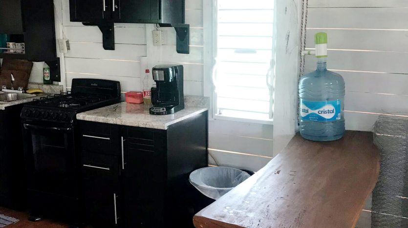 Acogedora Casa de Madera a unos Pasos del Mar en Xcalak, el último rincón virgen de Quintana Roo.